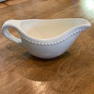Pottery Barn Emma beaded gravy boat ivory